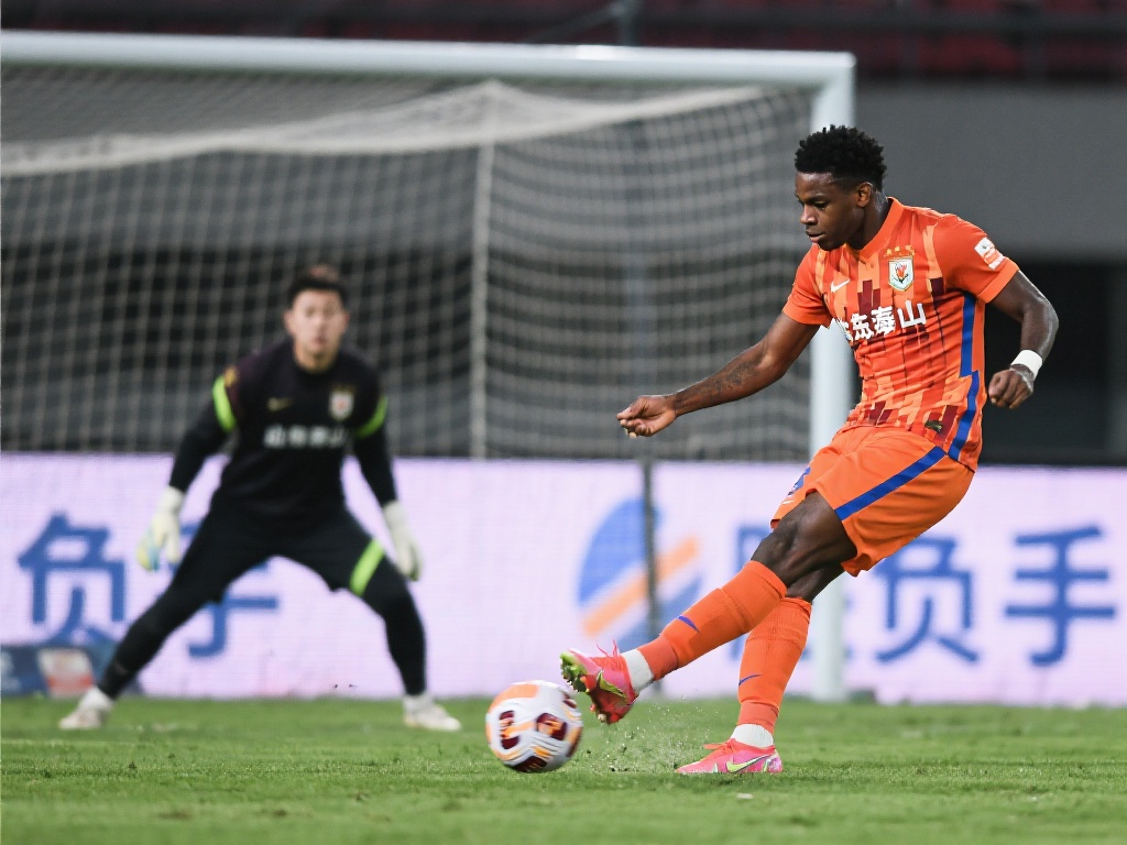 多伦多FC或因表现不佳解约年薪1150万欧元的因西涅