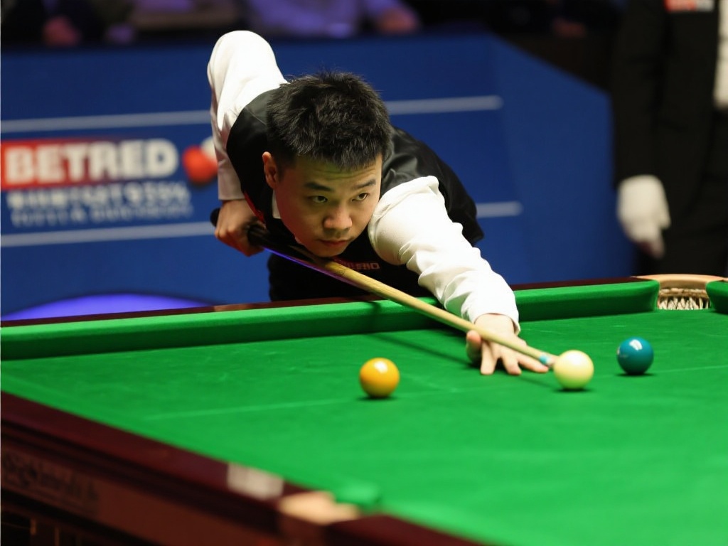 足坛震撼大结局：皇马明夏瞄准罗德里、阿诺德、萨利巴和阿方索！